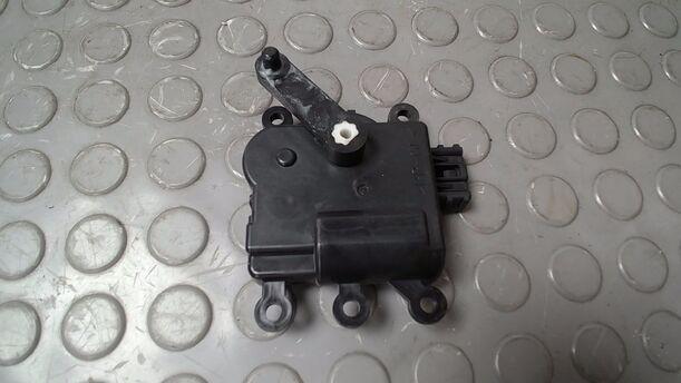 Foto: STELLMOTOR HEIZUNG eines Mazda 6 Sport Kombi 2.2 CD DPF CL