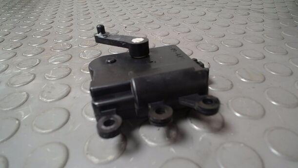 Foto: STELLMOTOR HEIZUNG eines Mazda 6 Sport Kombi 2.2 CD DPF CL