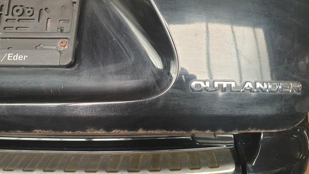 Foto: HECKKLAPPE / HECKDECKEL eines Mitsubishi Outlander 2.4 4WD CL