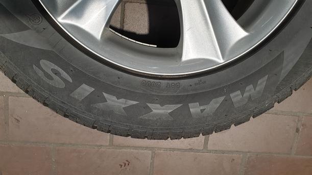 Foto: SATZ RÄDER 16 ZOLL ( WINTERREIFEN ) eines Mitsubishi Outlander 2.4 4WD CL