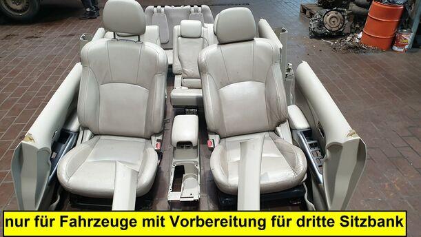 Foto: INNENAUSSTATTUNG / SITZE ( LEDER ) eines Mitsubishi Outlander 2.4 4WD Business