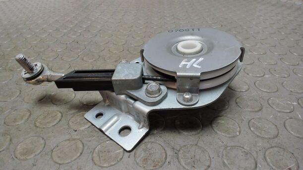 Foto: FANGSEIL / HECKKLAPPENDÄMPFER LINKS eines Mitsubishi Outlander 2.4 4WD Business
