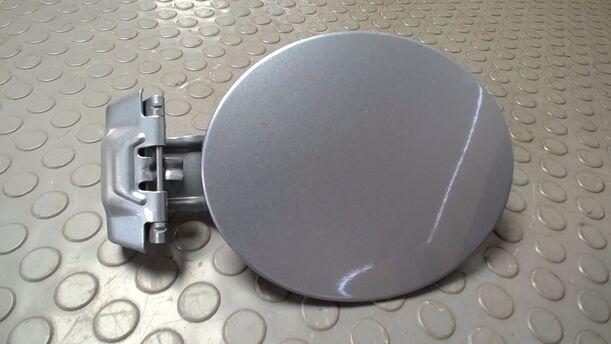 Foto: TANKKLAPPE/ TANKDECKEL eines Mazda 6 Sport Kombi 2.2 CD DPF Business
