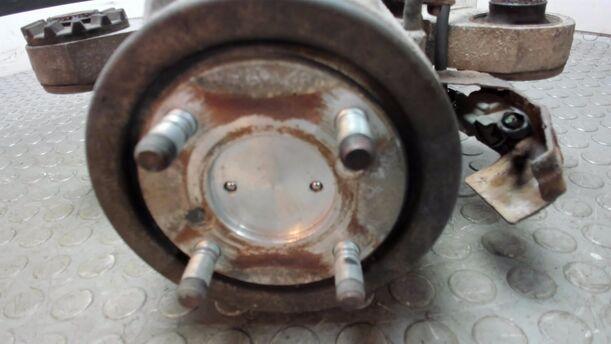 Foto: HINTERACHSGETRIEBE / DIFFERENTIAL eines Mitsubishi Outlander 2.4 4WD Business