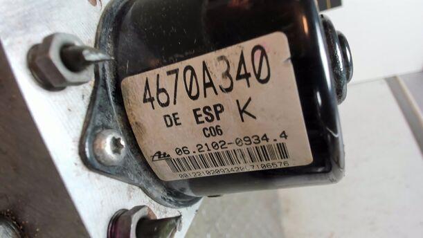 Foto: HAUPTBREMSAGGREGAT ABS eines Mitsubishi Outlander 2.4 4WD Business