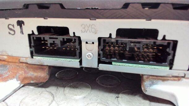 Foto: ENDSTUFE / AMPLIFIER eines Mitsubishi Outlander 2.4 4WD Business