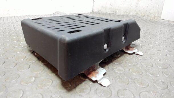 Foto: ENDSTUFE / AMPLIFIER eines Mitsubishi Outlander 2.4 4WD Business
