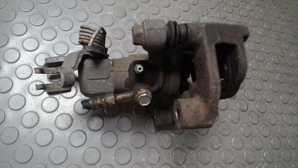 Foto: BREMSSATTEL HINTEN RECHTS eines Mazda 6 Sport Kombi 2.2 CD DPF Business