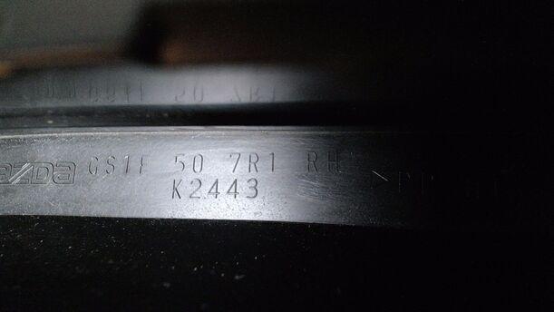 Foto: WINDLAUF ( 2 TEILIG ) eines Mazda 6 Sport Kombi 2.2 CD DPF GLi