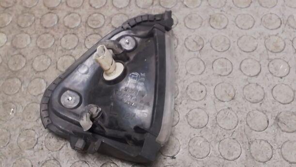 Foto: STANDLICHT VORN LINKS eines Toyota Starlet 1.0 DX (DLX)