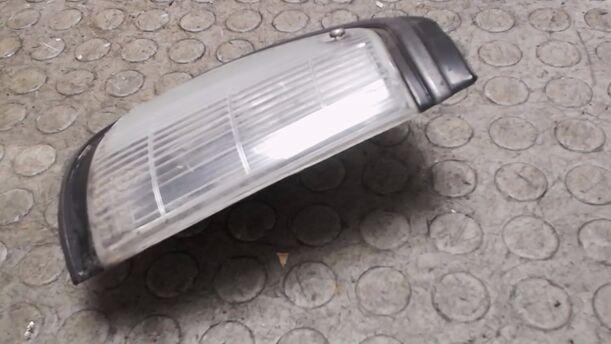 Foto: STANDLICHT VORN RECHTS eines Toyota Starlet 1.0 DX (DLX)
