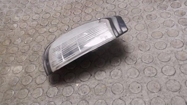 Foto: STANDLICHT RECHTS eines Toyota Starlet 1.0 DX (DLX)