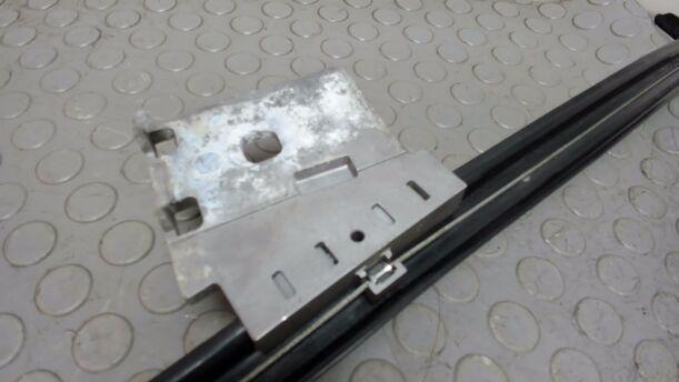 Foto: FENSTERHEBER VORNE RECHTS ELEKTRISCH ( CABRIO ) eines Peugeot 206 CC 110 DX (DLX)