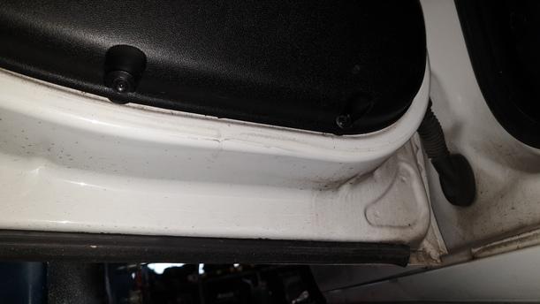 Foto: TÜR HINTEN LINKS eines Fiat Bravo 1.9 Multijet 8V DPF DX (DLX)