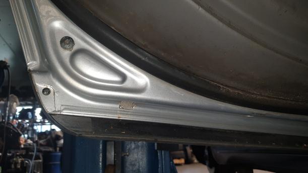 Foto: TÜR HINTEN LINKS ( AVANT ) eines Audi A4 Avant 1.6 DX (DLX)