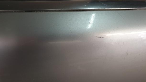 Foto: STOSSFÄNGER / STOßSTANGE HINTEN eines Audi A4 Avant 1.6 DX (DLX)