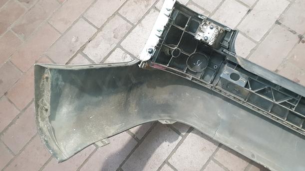 Foto: STOSSFÄNGER / STOßSTANGE HINTEN eines Audi A4 Avant 1.6 DX (DLX)