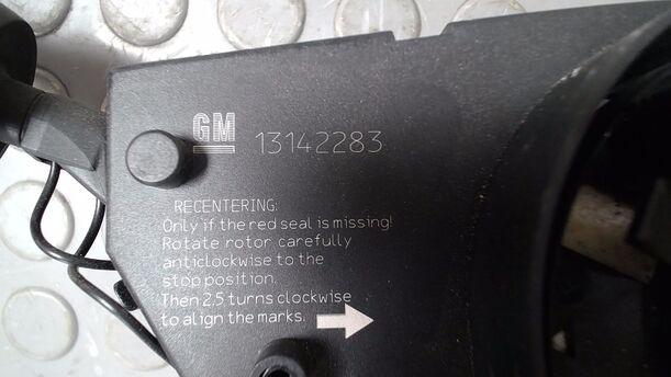 Foto: KOMBISCHALTER/ LENKSTOCKSCHALTER eines Opel Corsa 1.2 16V DX (DLX)