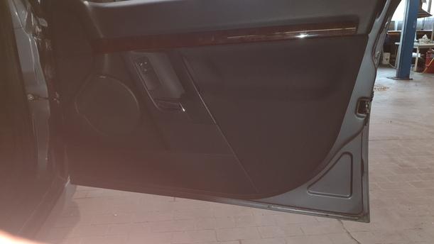 Foto: TÜR VORNE RECHTS eines Opel Vectra 1.9 CDTI DX (DLX)