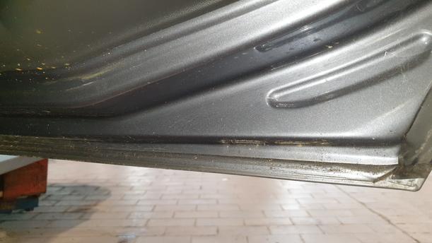Foto: TÜR HINTEN RECHTS eines Opel Vectra 1.9 CDTI DX (DLX)