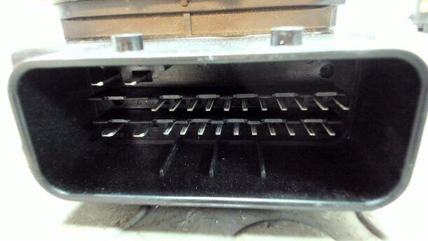 Foto: HAUPTBREMSAGGREGAT ABS eines Opel Vectra 1.9 CDTI SR