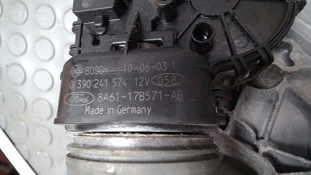 Foto: SCHEIBENWISCHERMOTOR VORN eines Ford Fiesta 1.6 TDCi SR