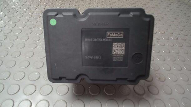 Foto: HAUPTBREMSAGGREGAT ABS eines Ford Fiesta 1.6 TDCi SR