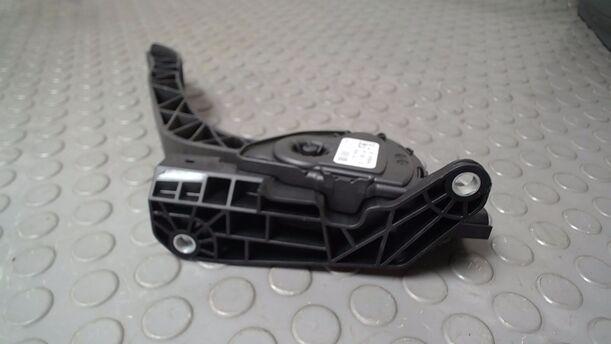 Foto: GASPEDAL eines Ford Fiesta 1.6 TDCi SR