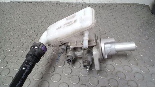 Foto: HAUPTBREMSZYLINDER ( BOSCH 20 ) eines Ford Fiesta 1.6 TDCi SR