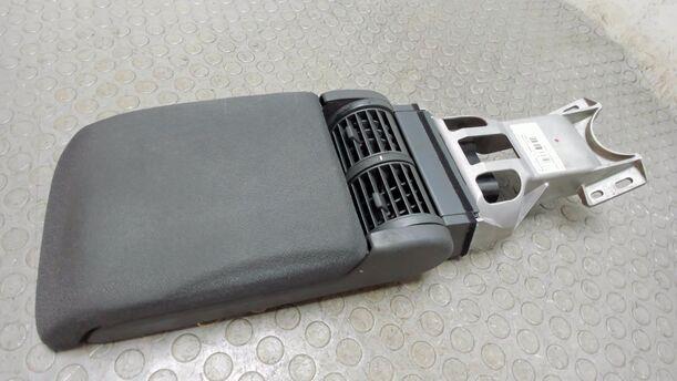 Foto: MITTELARMLEHNE eines Opel Vectra 1.9 CDTI SR
