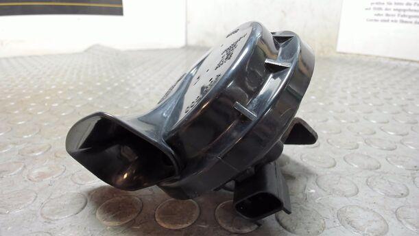 Foto: SIGNALHORN eines Opel Vectra 1.9 CDTI SR