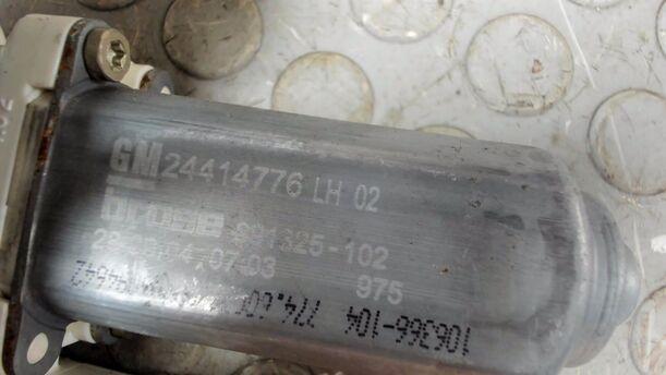 Foto: FENSTERHEBER HINTEN LINKS ELEKTRISCH eines Opel Vectra 1.9 CDTI SX