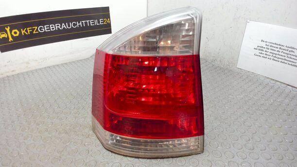 Foto: HECKLEUCHTE / RÜCKLICHT LINKS eines Opel Vectra 1.9 CDTI SX