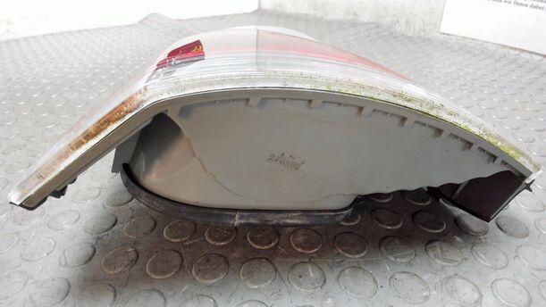 Foto: HECKLEUCHTE / RÜCKLICHT LINKS eines Opel Vectra 1.9 CDTI SX