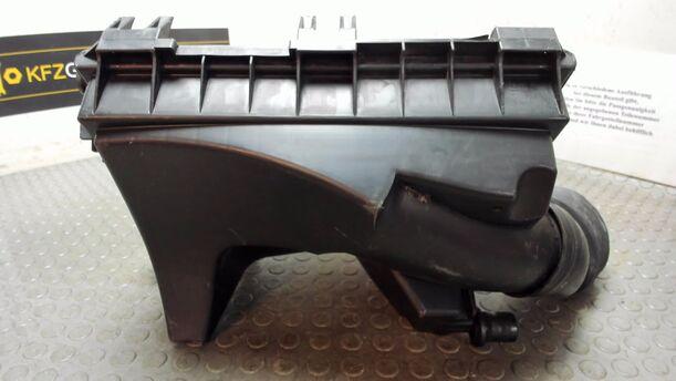 Foto: LUFTFILTERKASTEN eines Opel Vectra 1.9 CDTI SX