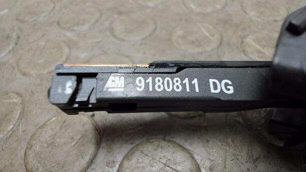 Foto: SCHEIBENWISCHERSCHALTER eines Opel Vectra 1.9 CDTI SX