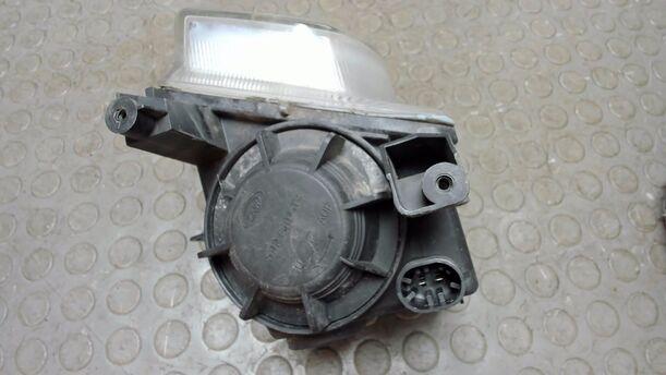 Foto: NEBELSCHEINWERFER LINKS eines Opel Vectra 1.9 CDTI SX