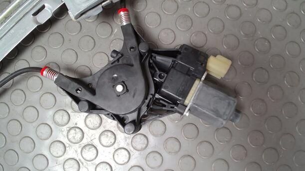 Foto: FENSTERHEBER VORN RECHTS ( 4/5 TÜRER ) eines Ford Fiesta 1.6 TDCi SX