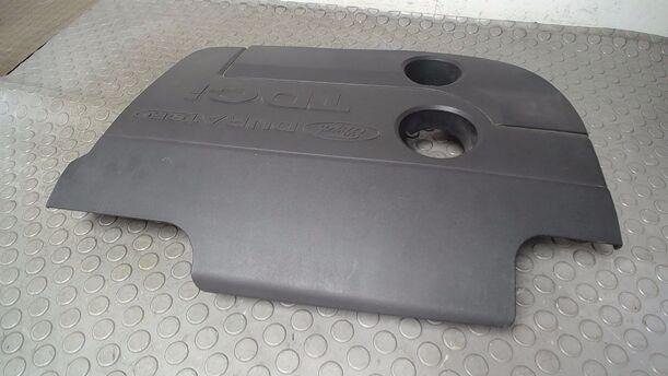 Foto: MOTORABDECKUNG eines Ford Fiesta 1.6 TDCi SX