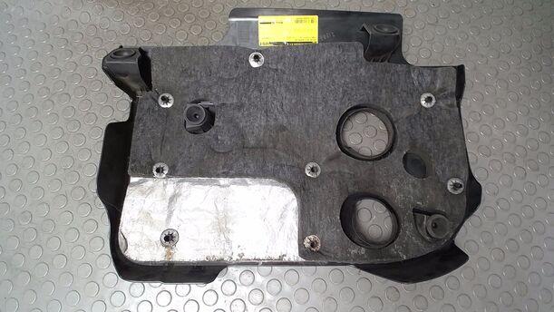 Foto: MOTORABDECKUNG eines Ford Fiesta 1.6 TDCi SX