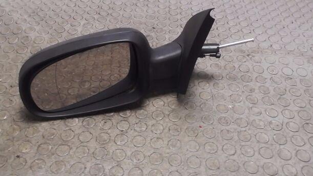 Foto: AUSSENSPIEGEL MECH. INNENVERSTELLBAR LINKS eines Opel Corsa 1.3 CDTI SX