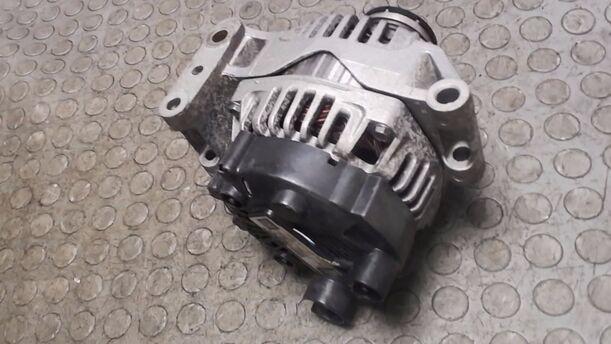 Foto: LICHTMASCHINE VALEO eines Opel Corsa 1.3 CDTI SX
