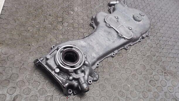 Foto: STEUERGEHÄUSE / ÖLPUMPE eines Opel Corsa 1.3 CDTI SX
