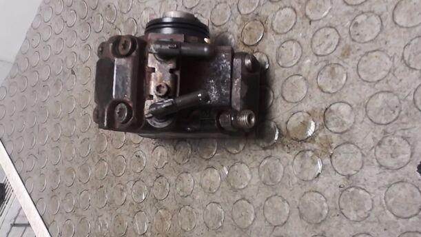 Foto: DIESELPUMPE / HOCHDRUCKPUMPE BOSCH eines Opel Corsa 1.3 CDTI SX