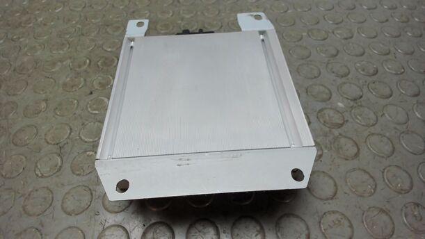 Foto: VERSTÄRKER / AMPLIFIER eines Audi A4 Avant 1.6 SX