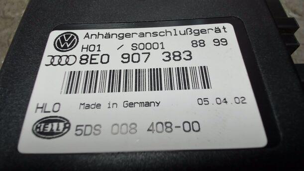 Foto: STEUERGERÄT ANHÄNGERANSCHLUSSGERÄT eines Audi A4 Avant 1.6 SX