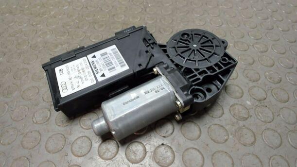 Foto: FENSTERHEBERMOTOR VORNE RECHTS eines Audi A4 Avant 1.6 SX