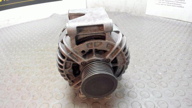 Foto: LICHTMASCHINE / GENERATOR 150 A eines Audi A4 Avant 1.6 SR