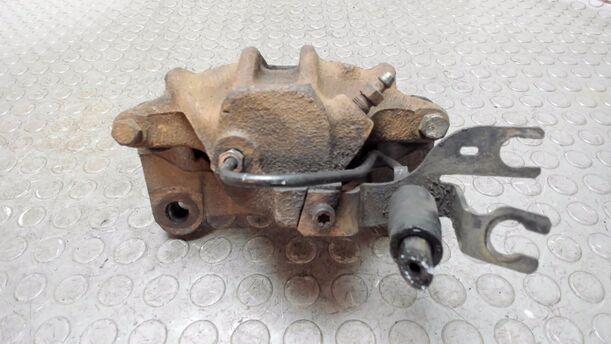 Foto: BREMSSATTEL VORNE LINKS eines Audi A4 Avant 1.6 GT (Hotline)