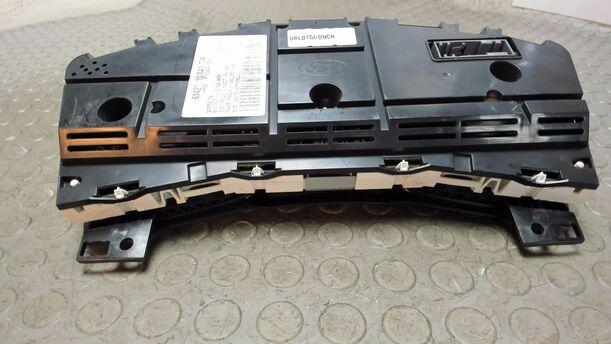 Foto: KOMBIINSTRUMENT / TACHOEINHEIT eines Ford S-Max 2.0 TDCi DPF GT (Hotline)
